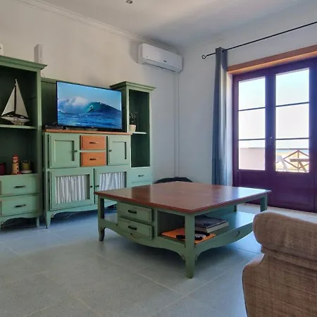 Baleal Holidays - Beach Front Apartment