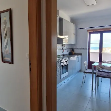 Baleal Holidays - Beach Front Apartment Peniche