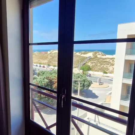 Baleal Holidays - Beach Front